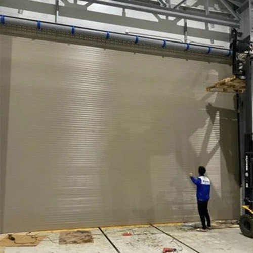 Cửa Cuốn Siêu Êm E50 dày 0.9 - 1.05mm Cửa Cuốn Siêu Êm E50 dày 0.9 - 1.05mm