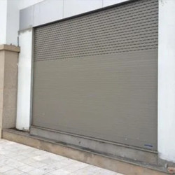Cửa Cuốn Siêu Êm E53 dày 1.4 - 1.5mm