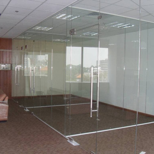 Cửa Kính Thủy Lực Dùng Bản Lề Sàn